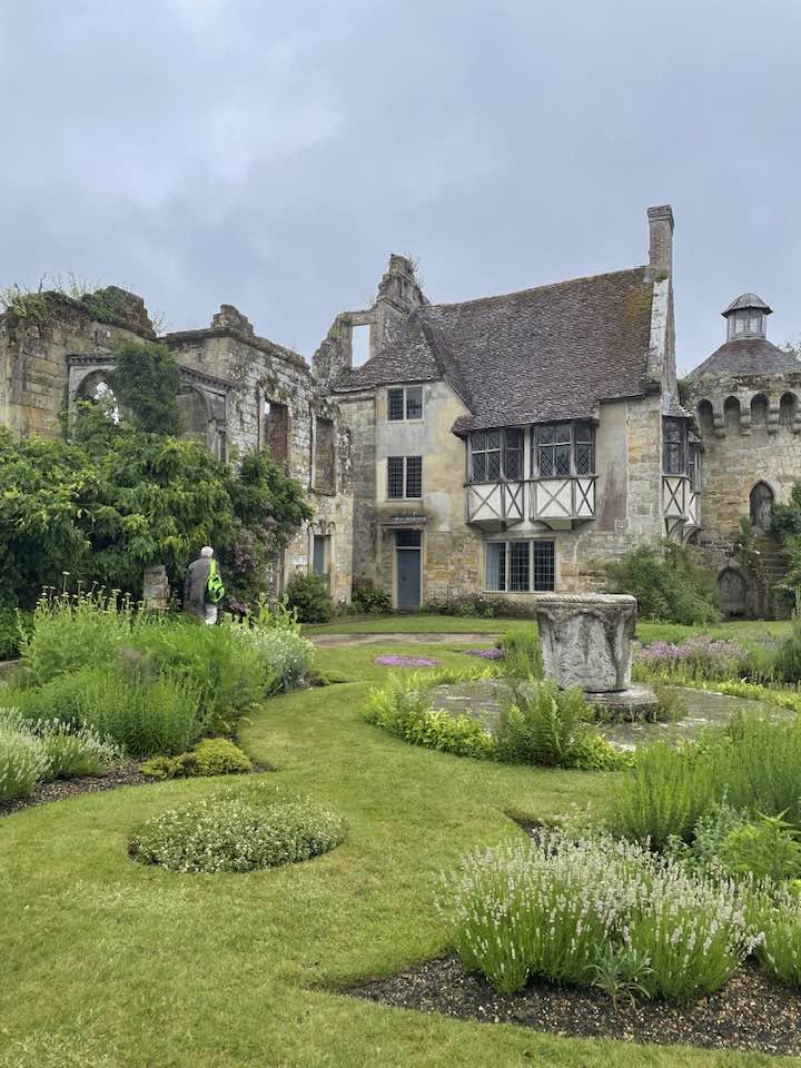 Scotney Castle1